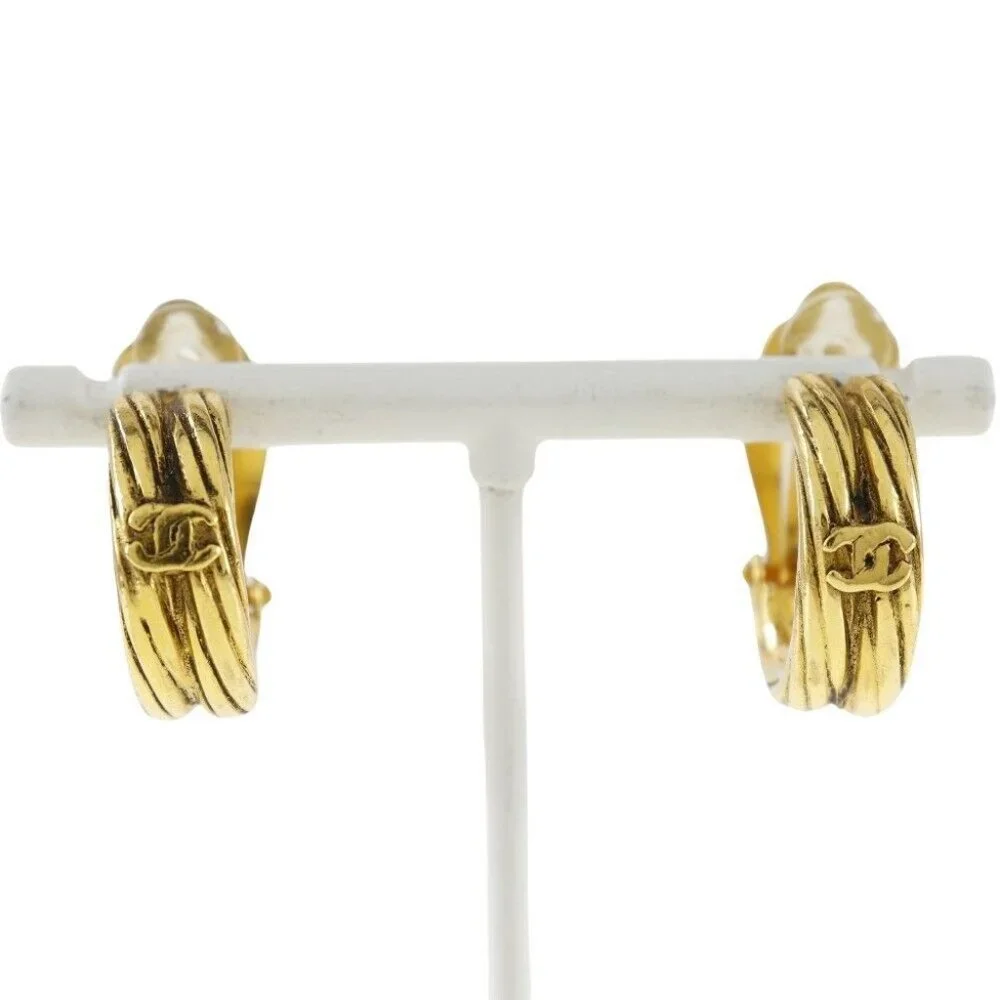 CHANEL Earring Plated Gold 11g Women - Picture 1 of 9